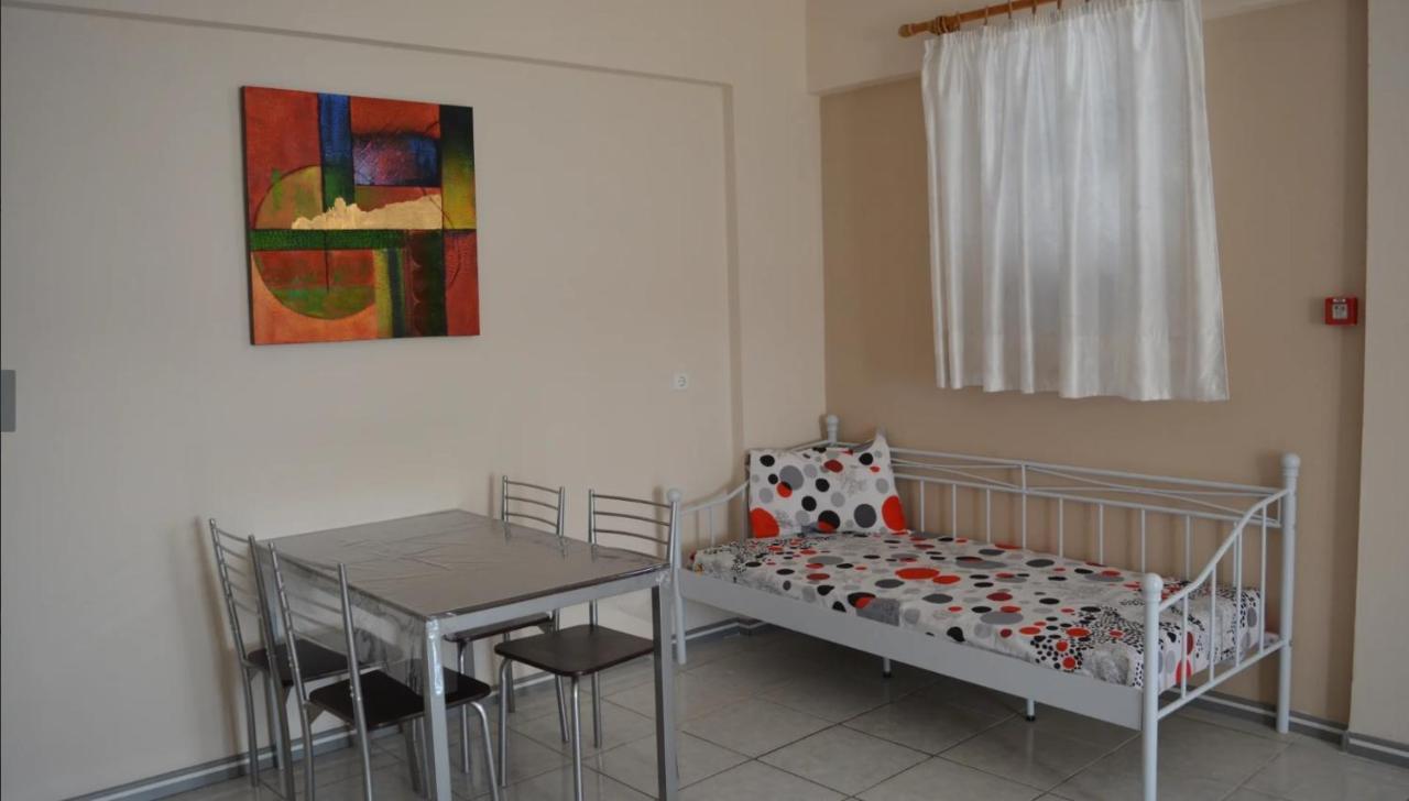 Iro Apartments Paralia Agias Foteinis Exterior photo