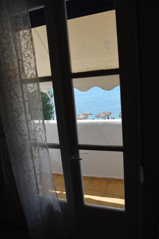 Iro Apartments Paralia Agias Foteinis Exterior photo